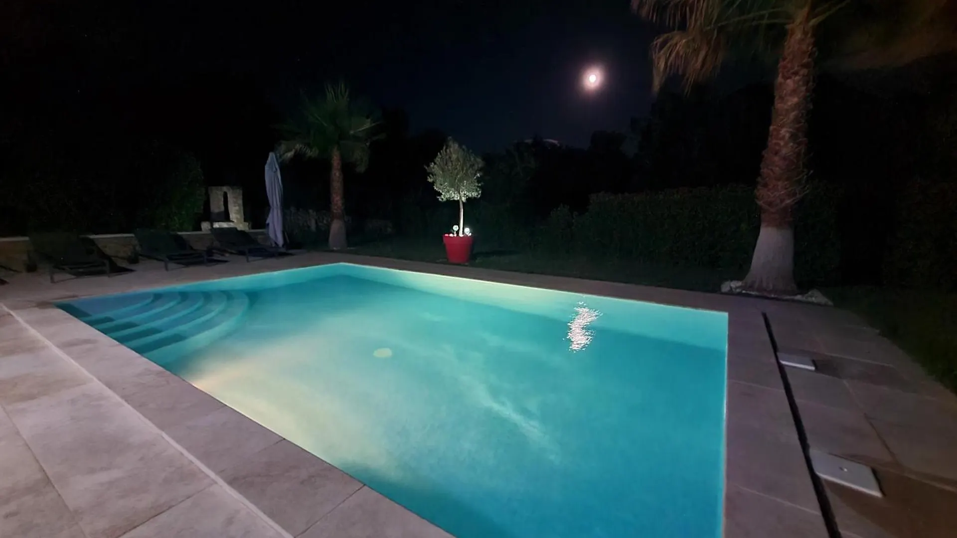 Besse-sur-Issole Villa Les Palmiers En Provence בית נופש